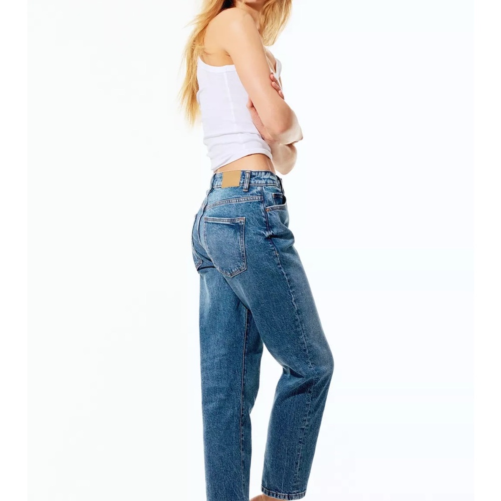 Zara Blue Straight Leg Jeans Relaxed Fit